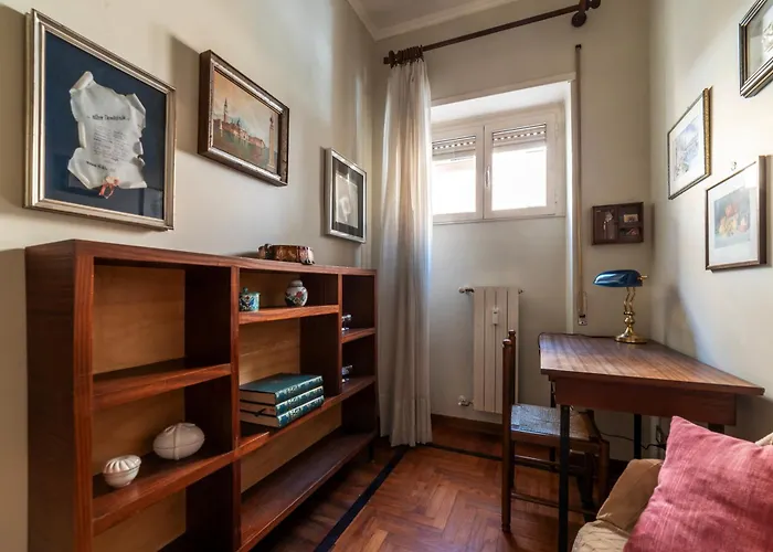 Piazza Zama Huge Apartment Rom