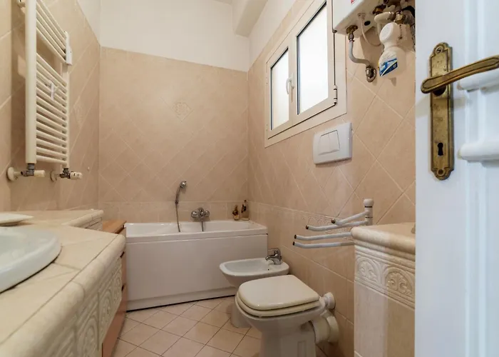 Piazza Zama Huge Apartment